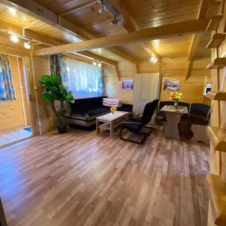 Komfortowe Dar 시아노제티